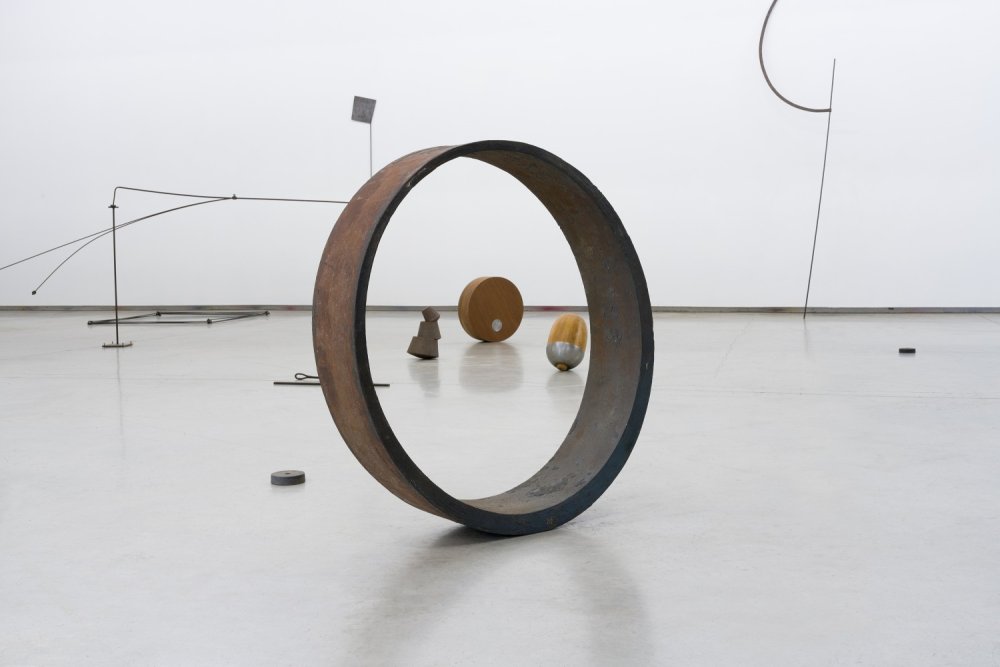 Very Contemporary, Home