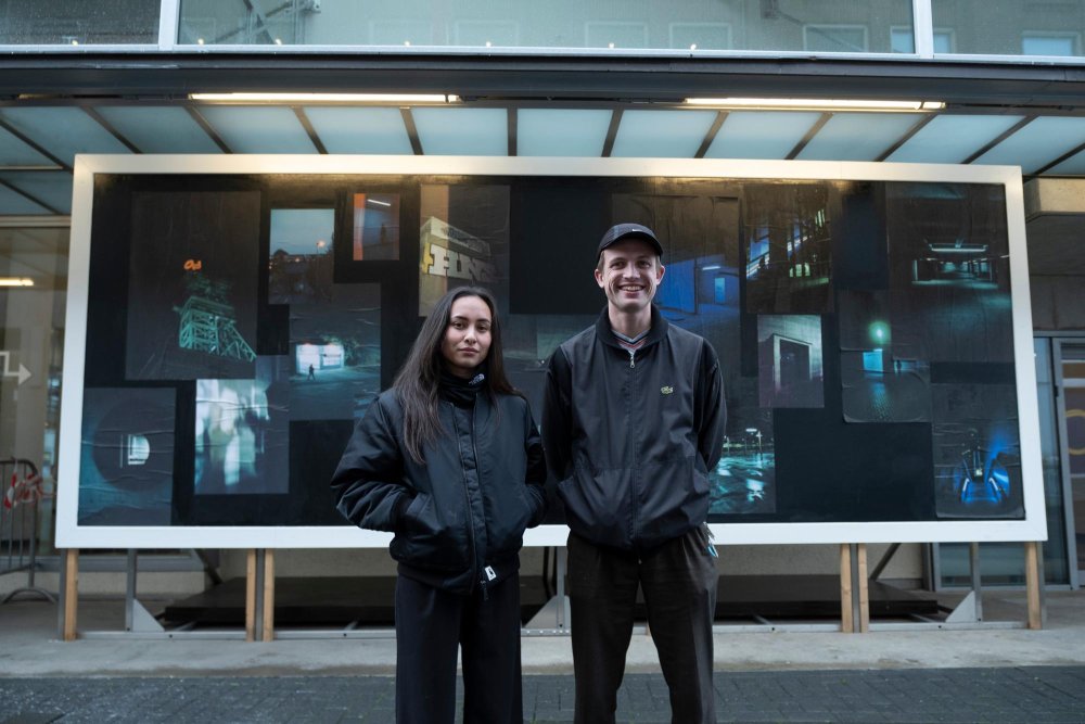 Very Contemporary, Home