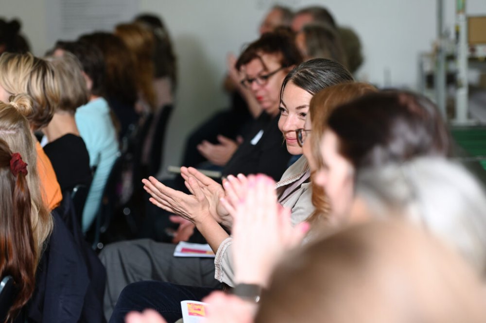 Very Contemporary, 2025 Reading the Region / Conference at Kunsthaus NRW